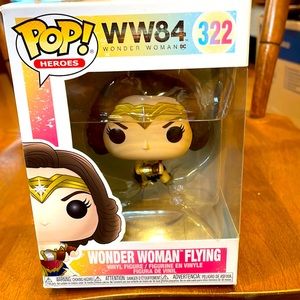 Funko pop Wonder Woman Flying